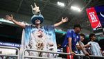 Topeng-topeng Unik Pendukung Argentina