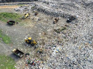 Potret TPA Talang Gulo Olah Sampah Pakai Sistem Sanitary Landfill Potret TPA Talang Gulo Olah Sampah Pakai Sistem Sanitary Landfill