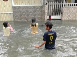 Wilayah Kedaung Jakbar Banjir, Warga Minta Dibuatkan Rumah Pompa