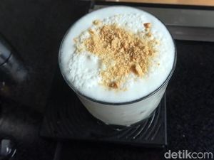 Segarnya Es Wingko Babat Khas Lamongan yang Menggugah Selera Segarnya Es Wingko Babat Khas Lamongan yang Menggugah Selera