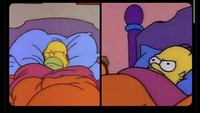 Meme bedanya fans Messi dan Ronaldo; satu terlelap nyenyak, satunya lagi susah tidur karena kesal. Foto: dok. Internet/X (Twitter)