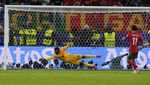 Tangis Pepe di Pelukan Ronaldo