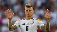 Toni Kroos sudah gantung sepatu selepas membela Jerman di Piala Eropa 2024 dan tampil apik dalam keberhasilan Real Madrid musim lalu. Namanya ada di peringkat kesembilan dalam Ballon d’Or 2024 dan peringkat kesembilan di Pemain Terbaik FIFA 2024. (Foto: REUTERS/Lee Smith)