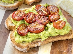 5 Menu Sarapan Penangkal Cemas untuk Jadi Mood Booster Pagi Hari