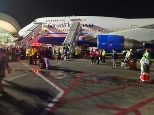 434 Jemaah Haji Bulukumba Tiba di Makassar, 1 Masih Dirawat di Makkah 434 Jemaah Haji Bulukumba Tiba di Makassar, 1 Masih Dirawat di Makkah