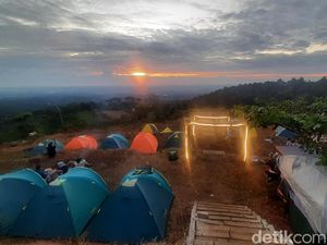 Indahnya Kamping di Bukit Pengusen Pati, Nikmati Sunset dari Lereng Pegunungan