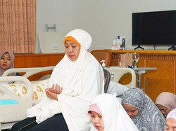 Khofifah Ternyata Dirawat 5 Hari di RS: Alhamdulillah Sudah Sehat