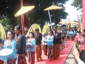 Kirab 1 Suro Petilasan Sri Aji Joyoboyo di Kediri Tarik Banyak Wisatawan