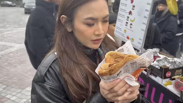 Romantisnya Mahalini dan Rizky Febian Kulineran di Thailand hingga Paris