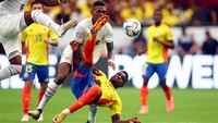 Kolombia yang perkasa ke semifinal. James Rodriguez dkk membantai Panama lima gol tanpa balas di perempatfinal. Reuters/Mark J. Rebilas-USA TODAY Sports