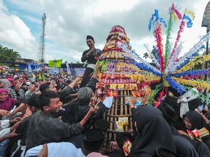 Meriahnya Pawai Grebeg Suro di Jambi