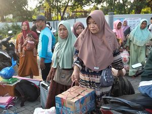 Penumpang di Pelabuhan Kalianget Sumenep Telantar, Ini Sebabnya