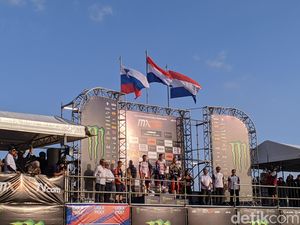 Disoraki Lanjutkan Pak Gub Saat MXGP Lombok, Zulkieflimansyah: Biasa Saja Disoraki Lanjutkan Pak Gub Saat MXGP Lombok, Zulkieflimansyah: Biasa Saja