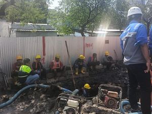 PDAM Surabaya Masih Tangani Pipa Air Bocor Imbas Proyek TIJ PDAM Surabaya Masih Tangani Pipa Air Bocor Imbas Proyek TIJ