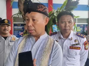 Pemkab Bogor Beri Waktu Sepekan untuk Eks PKL Puncak Isi Kios di Rest Area Pemkab Bogor Beri Waktu Sepekan untuk Eks PKL Puncak Isi Kios di Rest Area