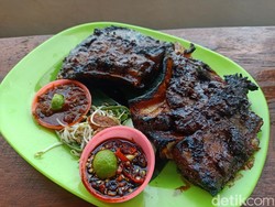 Pedas Manis! Rahang Tuna Bakar Bumbu Jimbaran Bisa Ludes 100 Porsi
