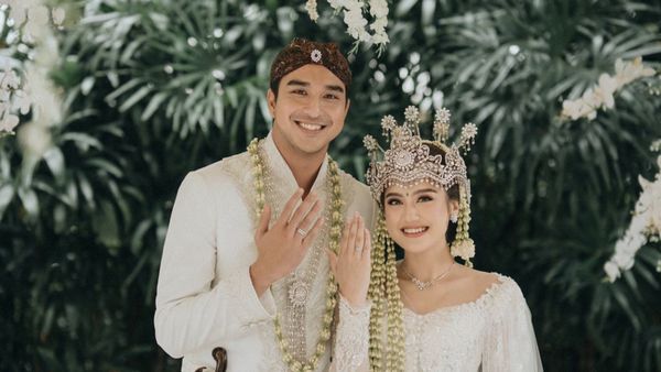 Foto Pernikahan Salshabilla Adriani-Ibrahim Risyad, Menawan Pakai Adat Sunda