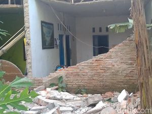 Daftar Korban Luka dan Bangunan Rusak di Batang Imbas Gempa M 4,4 Daftar Korban Luka dan Bangunan Rusak di Batang Imbas Gempa M 4,4