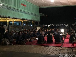 Suasana Jelang Prosesi Mubeng Beteng 1 Suro di Keraton Jogja