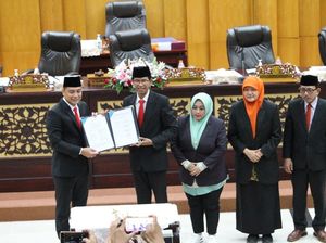 Ketua DPRD Surabaya Dorong Kinerja Efektif Jelang Akhir Masa Bakti