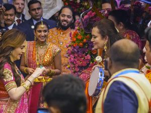 Foto: Meriah Prosesi Adat Jelang Pernikahan Putra Crazy Rich Asian di India Foto: Meriah Prosesi Adat Jelang Pernikahan Putra Crazy Rich Asian di India