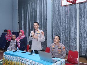 Hadiri MPLS di SMPN 43 Jakarta, Kapolsek Mampang Imbau Siswa Hindari Tawuran