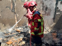 Ponpes di Cianjur Kebakaran, Baju-Kitab Santri Ludes Terbakar