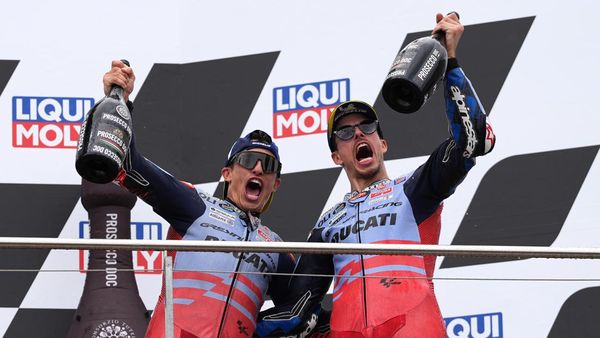 Momen Marc dan Alex Marquez Podium Bareng di Sachsenring