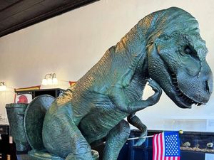 Museum Ini Teliti Tinja Binatang, Temukan Fakta T-Rex Makan Seperti Ular Museum Ini Teliti Tinja Binatang, Temukan Fakta T-Rex Makan Seperti Ular