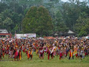 Top! Ribuan Penari Turonggo Yakso Pecahkan Rekor MURI Tingkat Kecamatan