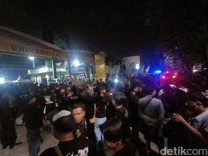 1.385 Orang Disahkan Jadi Warga PSHT Surabaya, Mereka Dilarang Bikin Onar 1.385 Orang Disahkan Jadi Warga PSHT Surabaya, Mereka Dilarang Bikin Onar