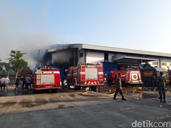 Pabrik Garmen Boyolali Terbakar, Belasan Karyawan Dilarikan ke RS Indriati