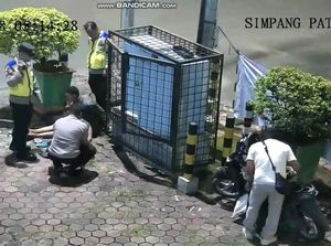 Kepergok Polisi Curi Baterai Aki Traffic Light, 2 Pria di Palembang Ditangkap Kepergok Polisi Curi Baterai Aki Traffic Light, 2 Pria di Palembang Ditangkap