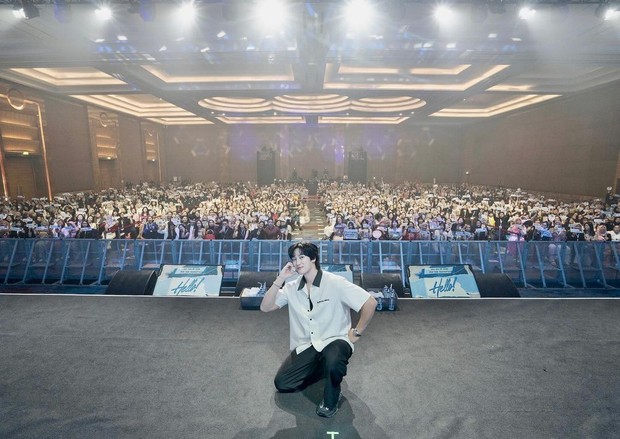 Poster fanmeeting Ahn Bo Hyun di Jakarta 'Hello!'