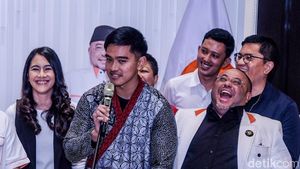 Potret Akrab Sekjen PKS dan Kaesang, Tepuk Bahu hingga Tertawa Lepas