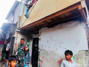 46 Orang yang Tinggal DI Satu Rumah Cimahi Sebagian Dipindahkan ke Rusun 46 Orang yang Tinggal DI Satu Rumah Cimahi Sebagian Dipindahkan ke Rusun