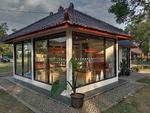 Sarinah Buka Store di Candi Prambanan Sarinah Buka Store di Candi Prambanan