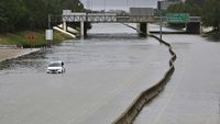 Badai Beryl Berlalu, Kini Texas Dilanda Banjir