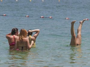 Suhu Lagi Panas-panasnya, Warga California Berenang di Danau