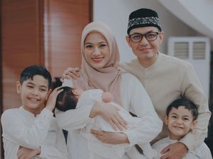 Momen Terindah Dude Harlino di 2025: Bawa Istri dan Anak-anak ke Kabah Momen Terindah Dude Harlino di 2025: Bawa Istri dan Anak-anak ke Kabah