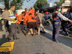 Pemotor Tewas di Raya Mastrip Surabaya, Diduga Jadi Korban Tabrak Lari Truk