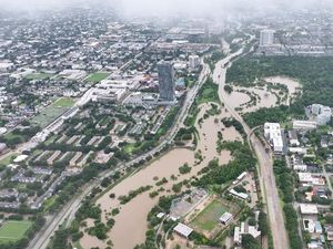 121 Orang Tewas Akibat Banjir Bandang di Texas, 170 Lainnya Hilang 121 Orang Tewas Akibat Banjir Bandang di Texas, 170 Lainnya Hilang
