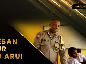 Goresan Kapur Guru Arui