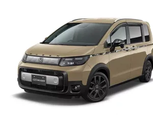 Auto Ganteng Diajak Nongkrong, Ini Wujud Honda Freed Mugen