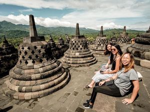 Kunjungan Wisman ke RI Tembus 12,6 Juta, Rekor Tertinggi dalam 5 Tahun Kunjungan Wisman ke RI Tembus 12,6 Juta, Rekor Tertinggi dalam 5 Tahun