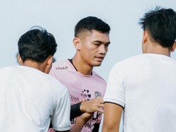 Tak Ambil Pusing dengan Persaingan di Bali United, Fitrul Targetkan Juara