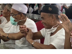 Melihat Keseruan Senam Jantung Sehat Jemaah Haji di Madinah