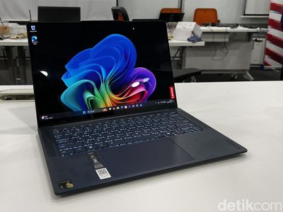 Penampakan Lenovo Yoga Slim 7x, Laptop Copilot+ PC Rp 25 Juta