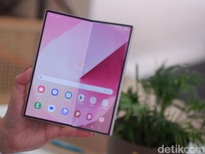 Wujud Menggoda Samsung Galaxy Z Fold 6 Harga Rp 26 Juta