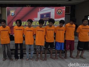 Demo Ricuh-Polisi Dibanting Depan Unismuh Ternyata Latihan Pengaderan